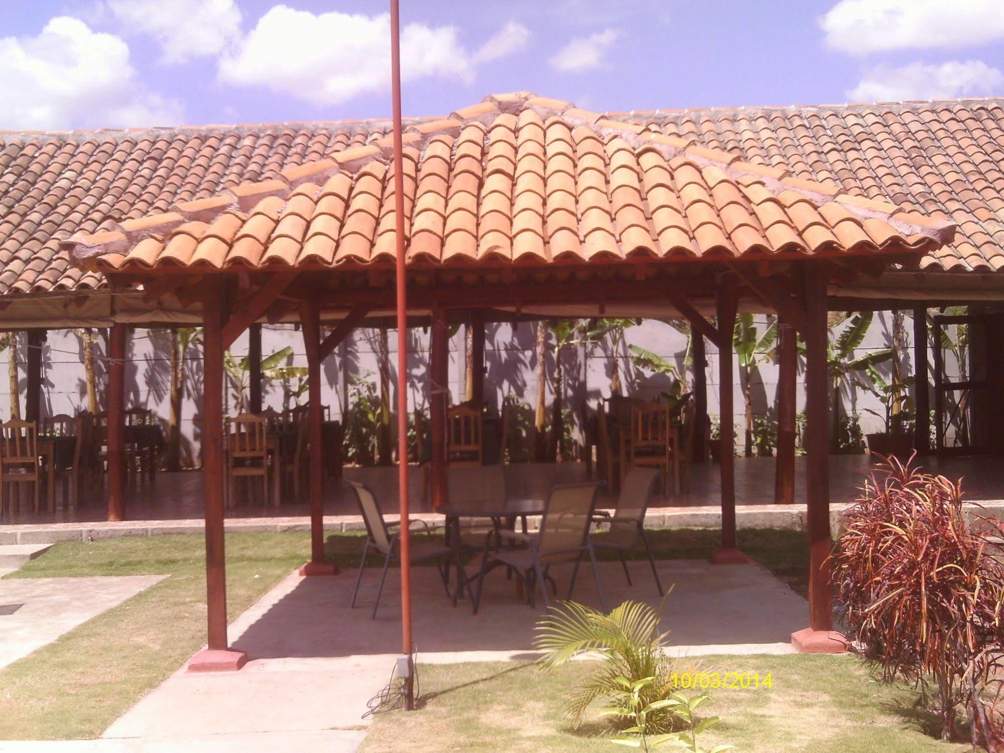 Hotel Brial Plaza Managua Bagian luar foto